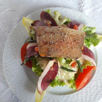 salade gourmande au foie gras maison